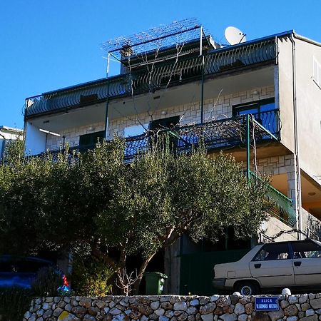 Apartmani Ivica Krzanic Podgora Exterior foto
